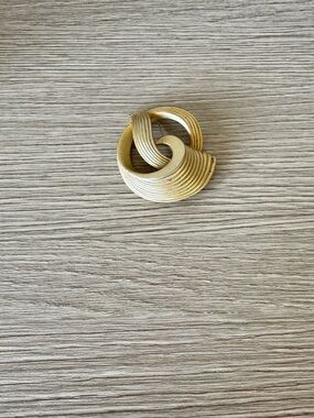 Gold-Tone Swirl Brooch Pin